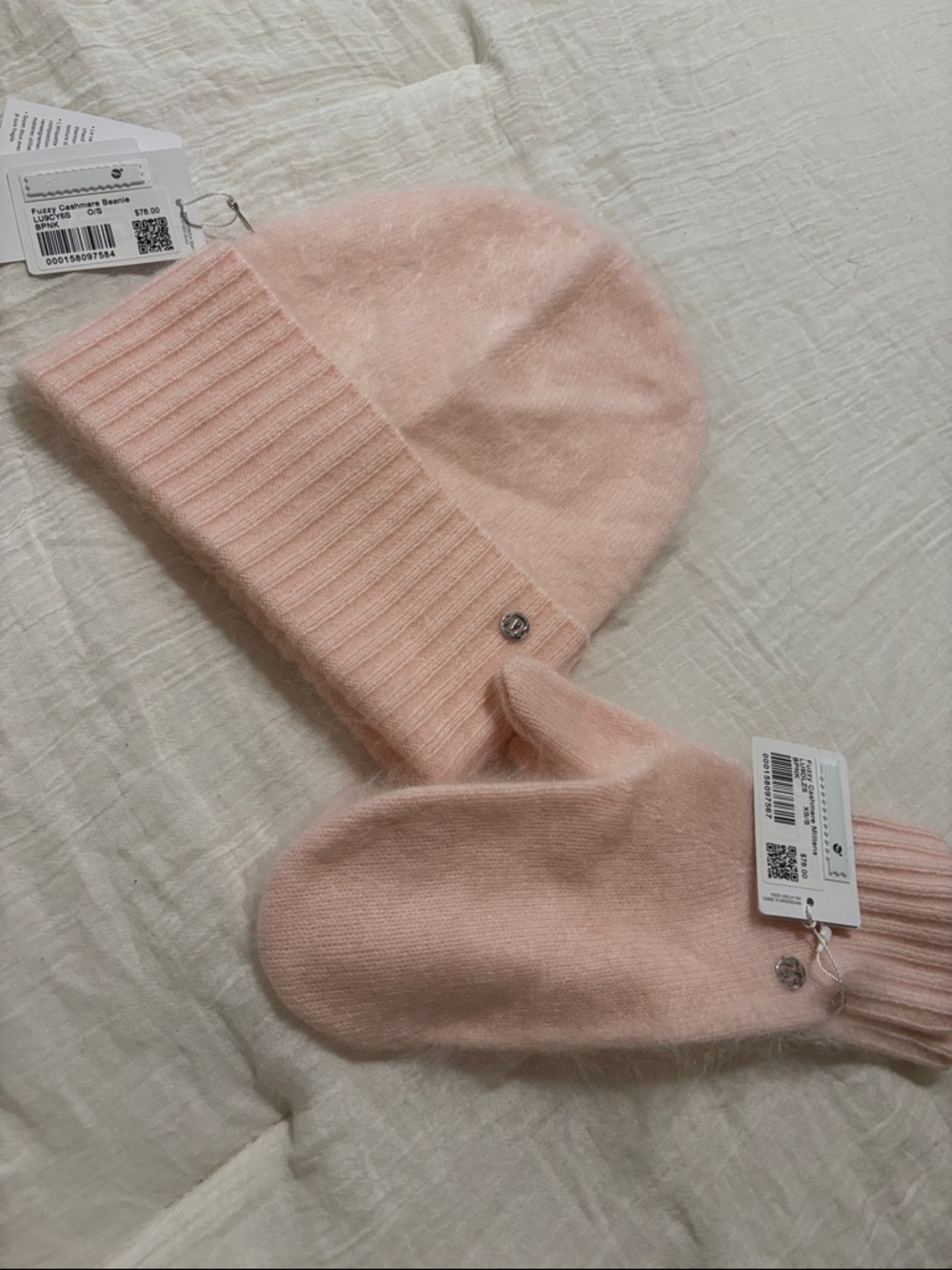 lululemon athletica Soft Pink Cashmere Beanie and Mittens Set NWT